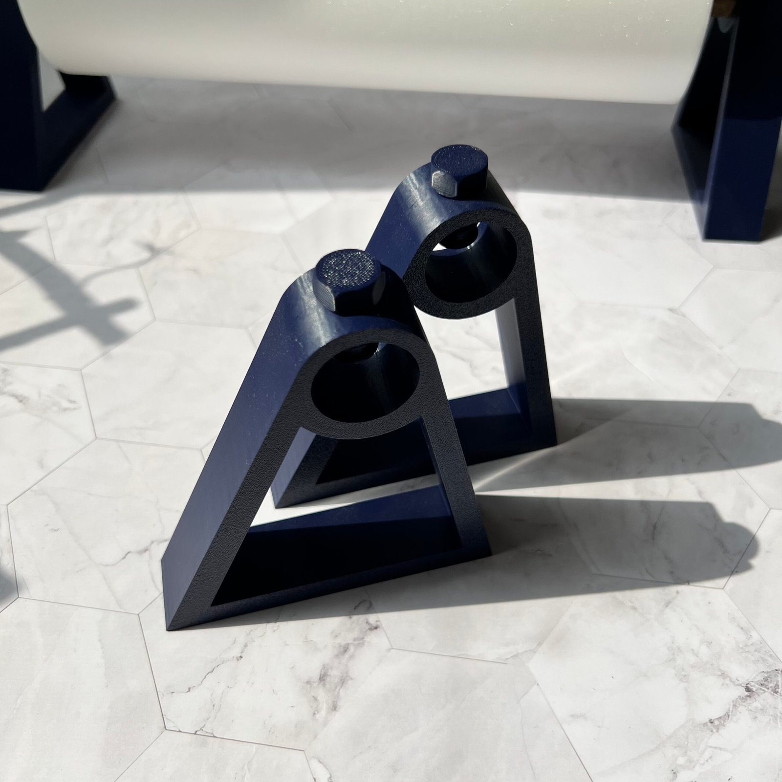 Smart Laminate Roll Holder – For a Seamless & Organized Workflow 📏✨🛠️ - Image 4